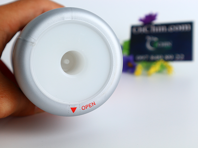 Vị trí bóc seal mở nắp cốc thủ dâm Tenga Double Hole